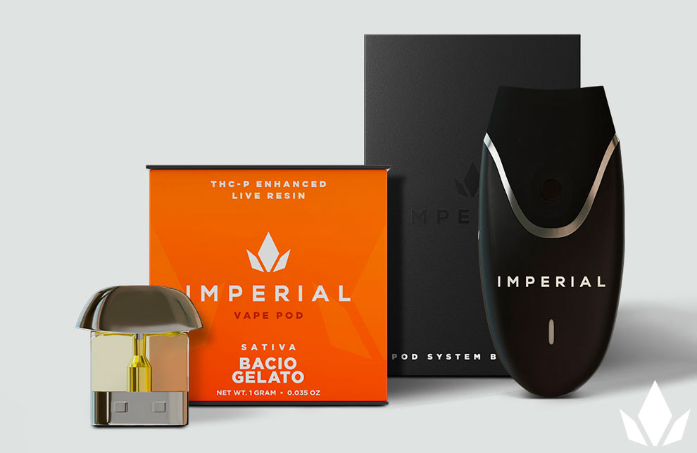 Black Imperial Vape pod, Sativa Bacio Gelato flavor pod, and vape pod battery on white background